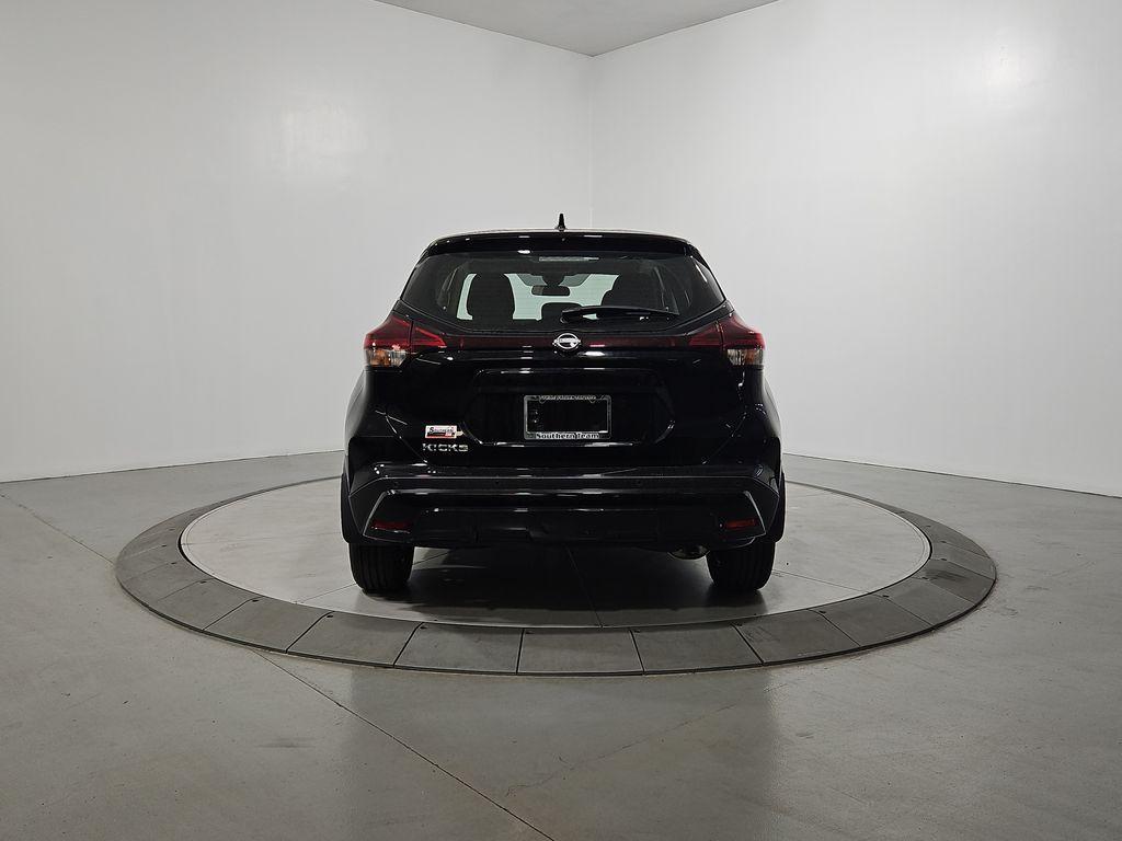 new 2025 Nissan Kicks Play car, priced at $21,179