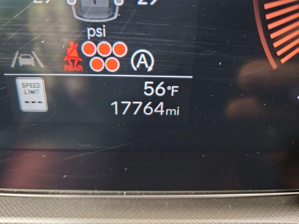 used 2025 Hyundai Santa Fe car, priced at $32,889