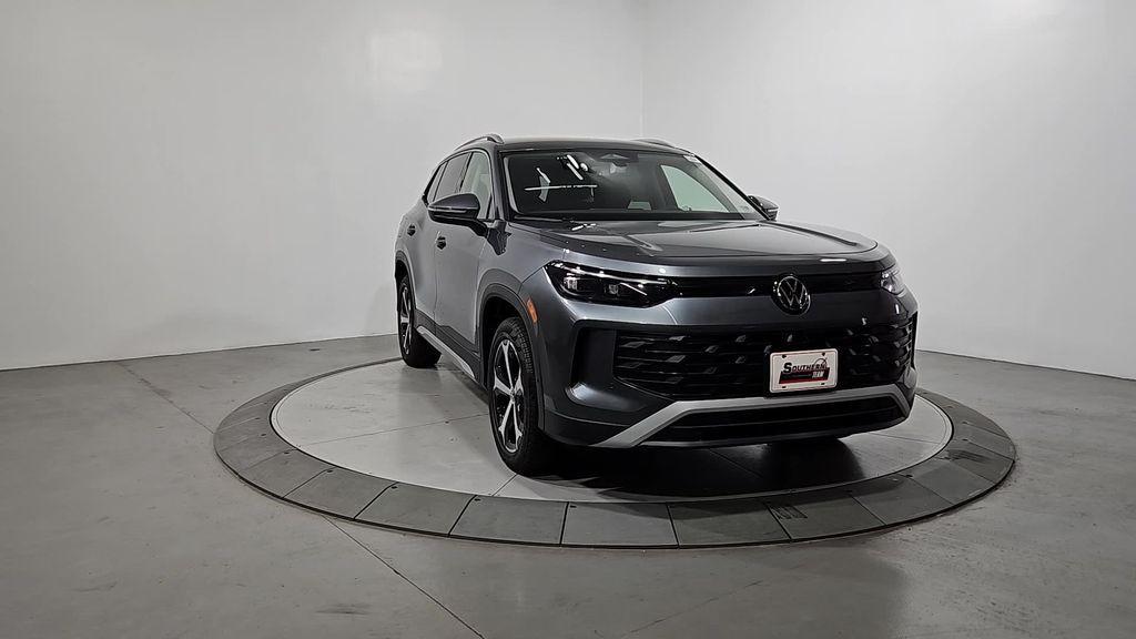 new 2026 Volkswagen Tiguan car, priced at $33,916