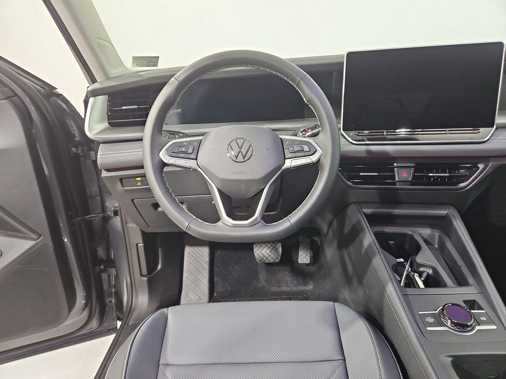 new 2026 Volkswagen Tiguan car, priced at $33,916
