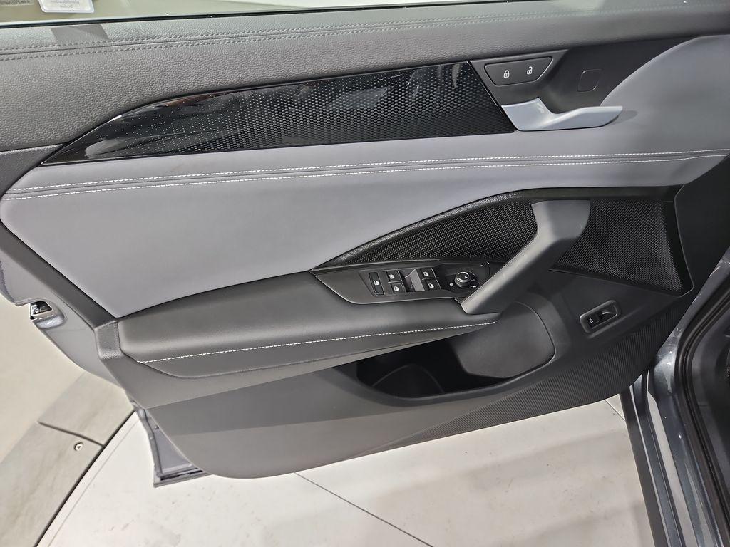 new 2026 Volkswagen Tiguan car, priced at $33,916