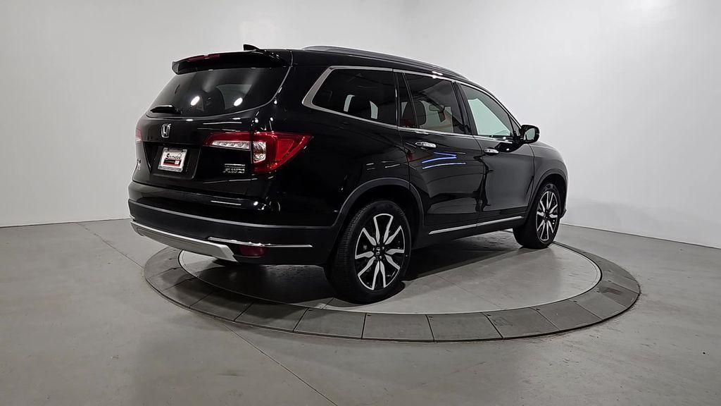 used 2021 Honda Pilot car, priced at $28,945
