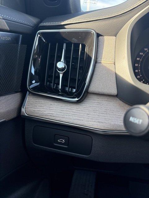 new 2026 Volvo XC90 car, priced at $71,825