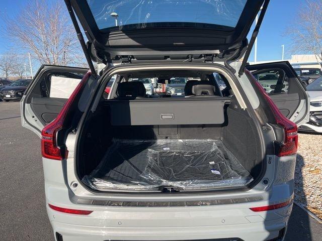 new 2026 Volvo XC60 car, priced at $63,525