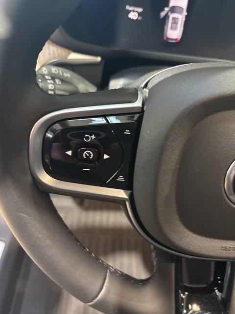 new 2026 Volvo XC60 car, priced at $57,985