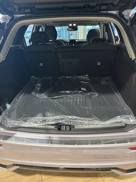 new 2026 Volvo XC60 car, priced at $57,985