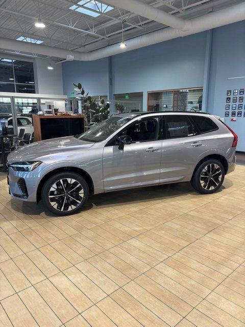 new 2026 Volvo XC60 car, priced at $57,985