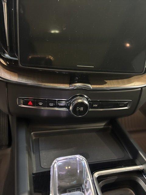 new 2026 Volvo XC60 car, priced at $57,985