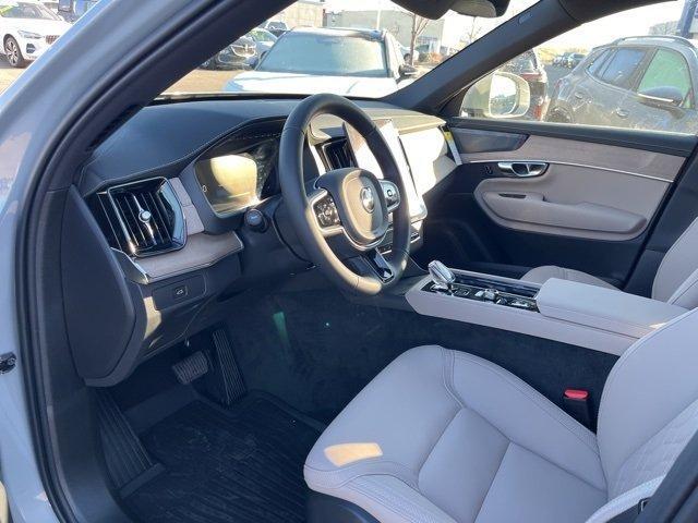 new 2026 Volvo XC90 car, priced at $71,825