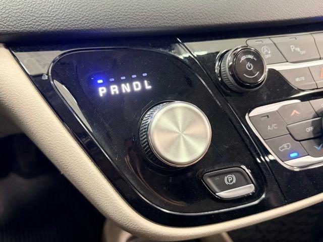 used 2023 Chrysler Pacifica car, priced at $26,987