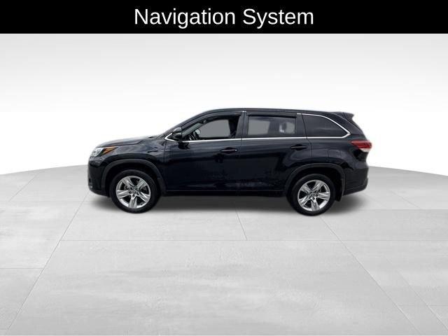 used 2018 Toyota Highlander car, priced at $28,987