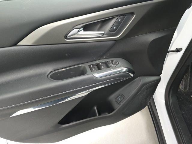 new 2026 Chevrolet Traverse car, priced at $44,230