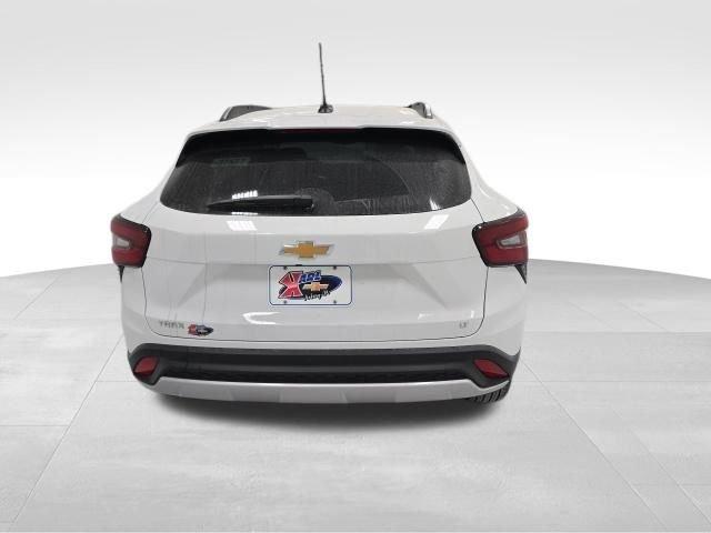 new 2026 Chevrolet Trax car, priced at $25,385