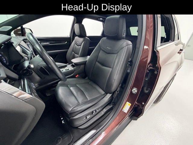 used 2022 Cadillac XT5 car, priced at $29,987