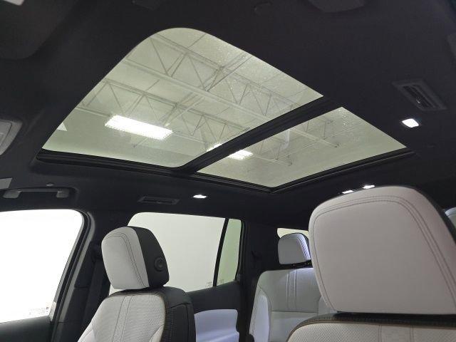 new 2026 Chevrolet Traverse car, priced at $60,030