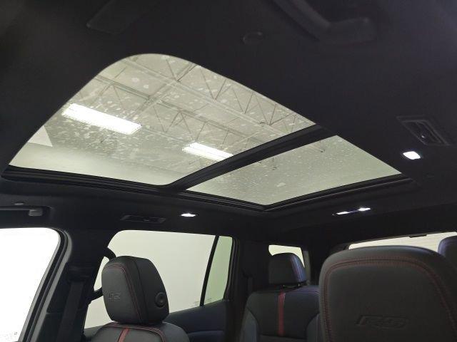 new 2026 Chevrolet Traverse car, priced at $60,629