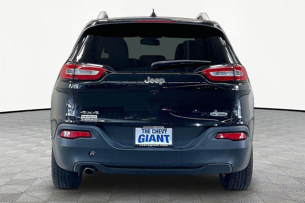 used 2016 Jeep Cherokee car, priced at $695