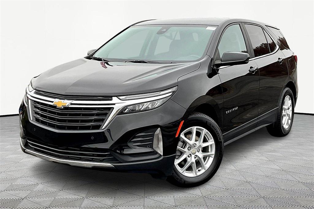 used 2024 Chevrolet Equinox car, priced at $22,300