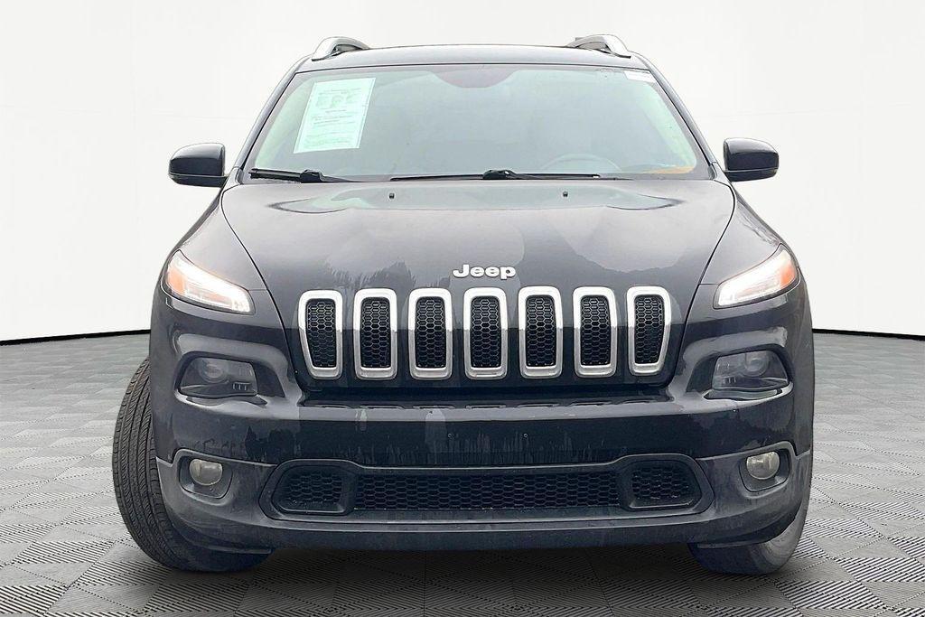 used 2016 Jeep Cherokee car
