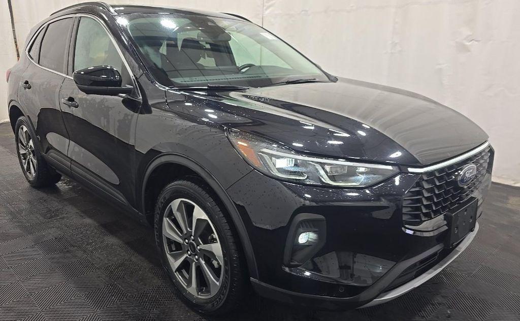 used 2024 Ford Escape car, priced at $25,888
