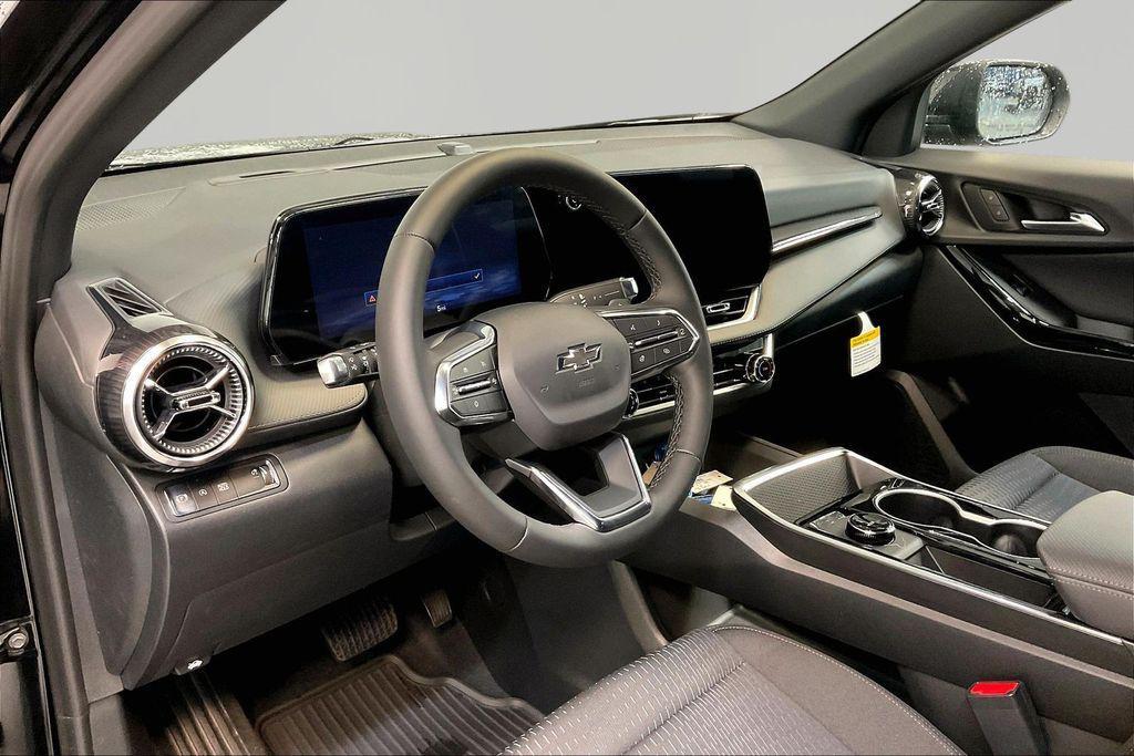 new 2026 Chevrolet Equinox car, priced at $30,631