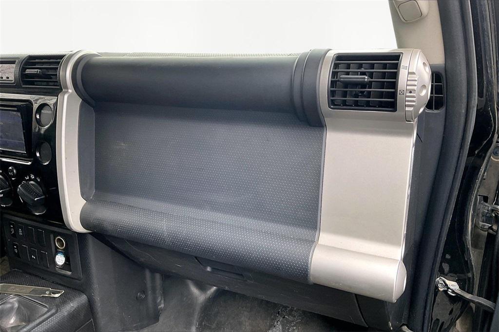 used 2008 Toyota FJ Cruiser car, priced at $13,600