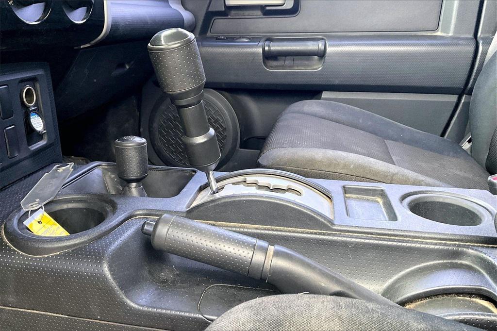 used 2008 Toyota FJ Cruiser car, priced at $13,600