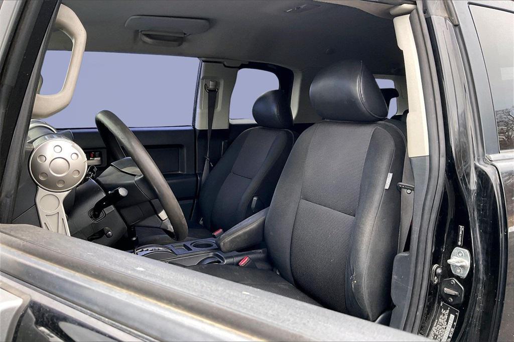 used 2008 Toyota FJ Cruiser car, priced at $13,600