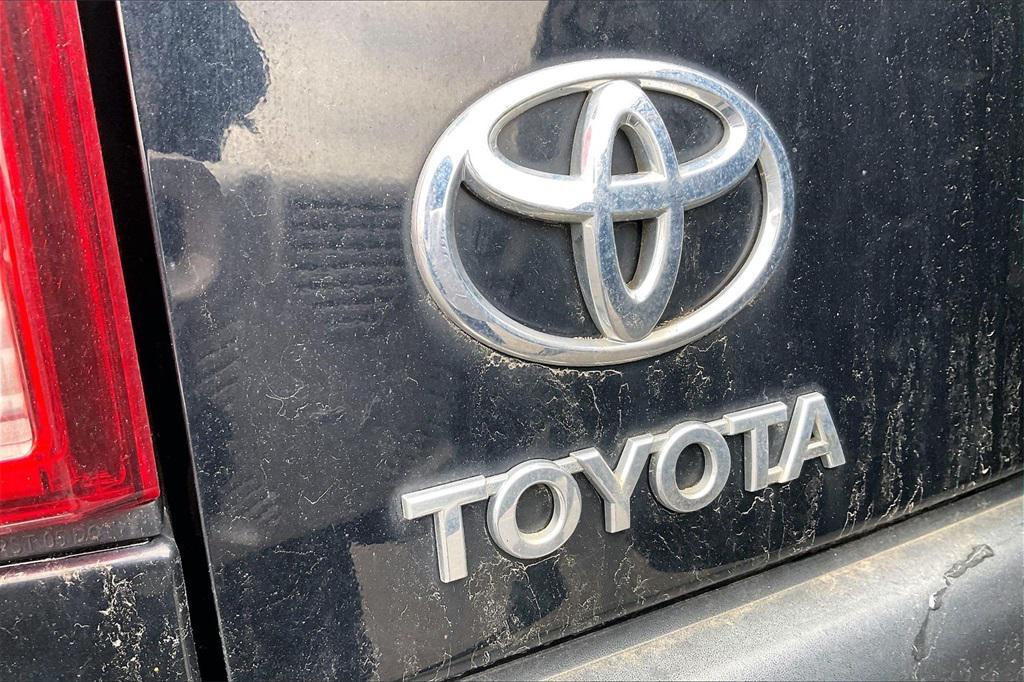 used 2008 Toyota FJ Cruiser car, priced at $13,600