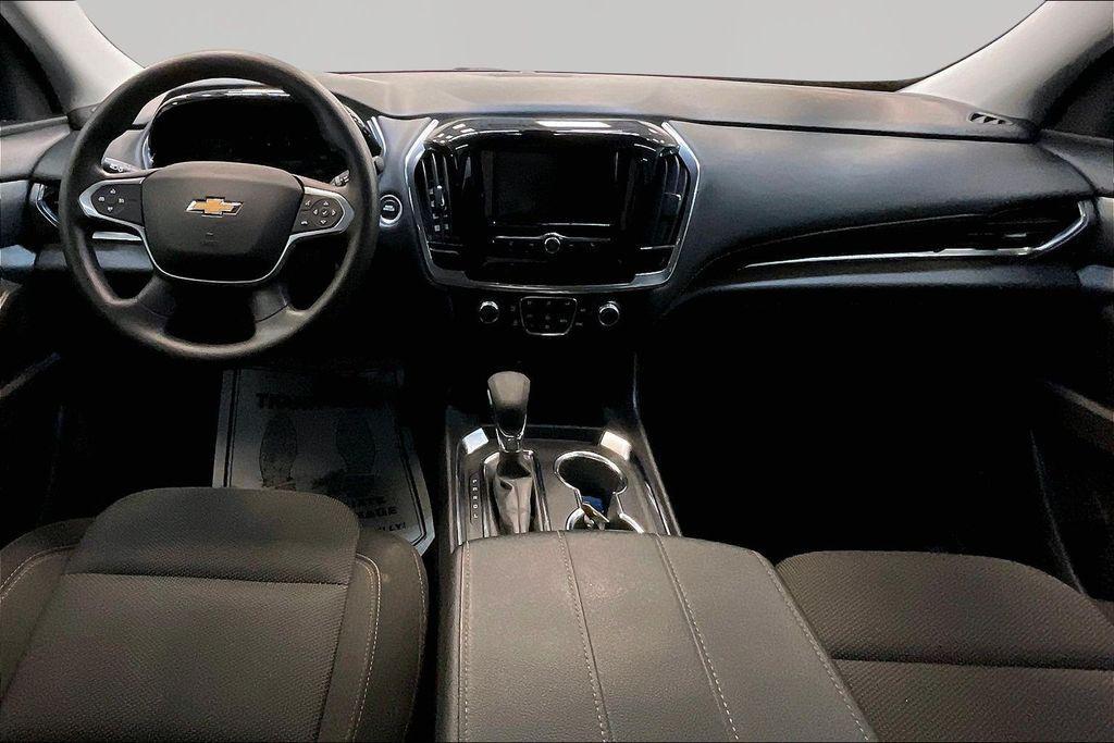 used 2021 Chevrolet Traverse car, priced at $17,444