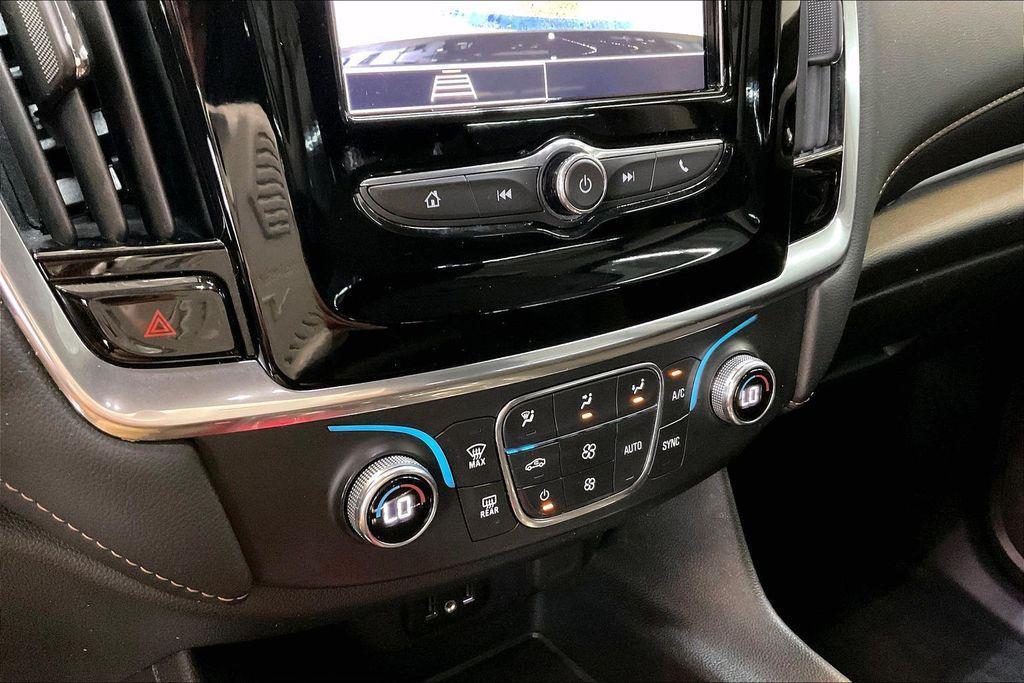 used 2021 Chevrolet Traverse car, priced at $17,444