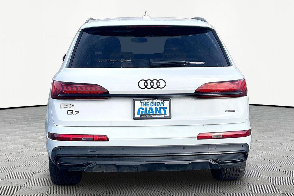 used 2022 Audi Q7 car, priced at $23,345