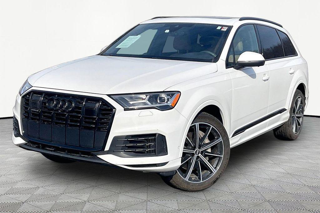 used 2022 Audi Q7 car, priced at $23,345