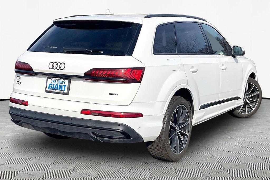 used 2022 Audi Q7 car, priced at $23,345