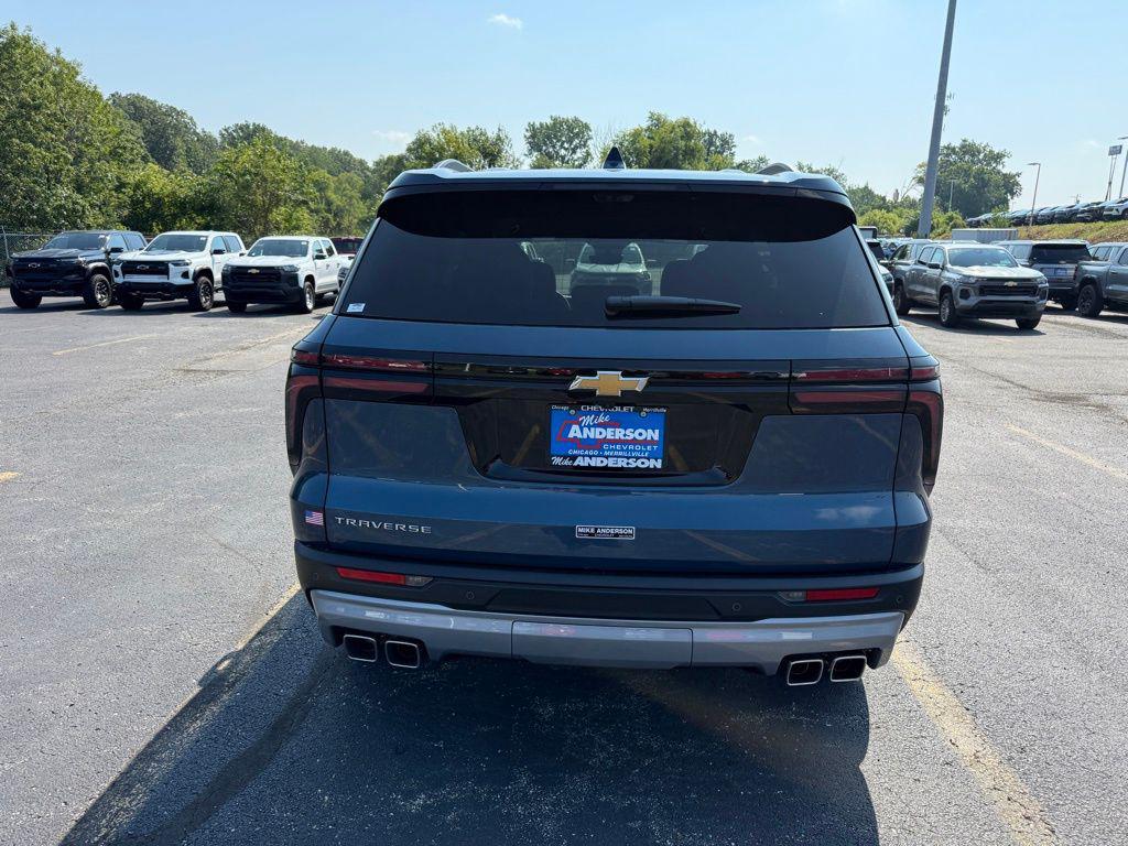 new 2026 Chevrolet Traverse car, priced at $44,352