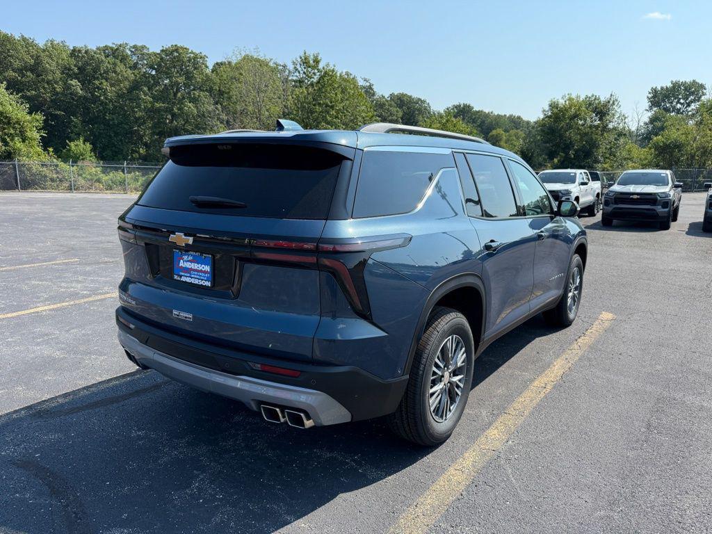 new 2026 Chevrolet Traverse car, priced at $44,352