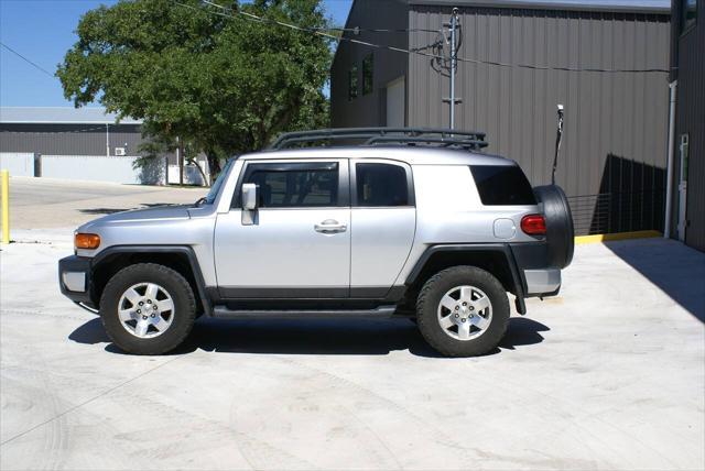 2008 Titanium Toyota FJ Cruiser