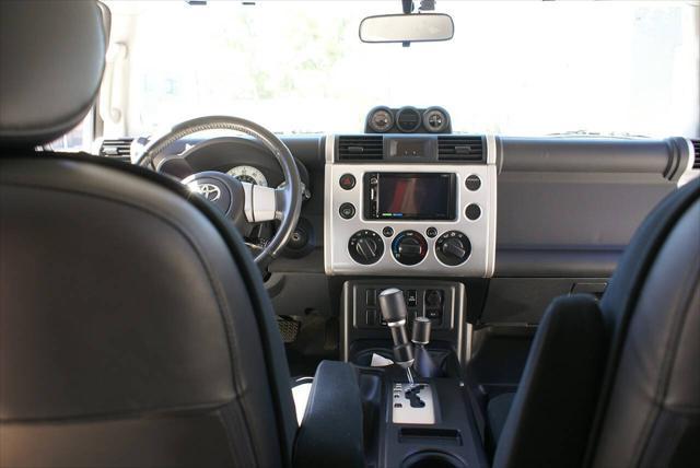 2008 Titanium Toyota FJ Cruiser