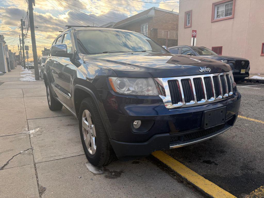 used 2012 Jeep Grand Cherokee car, priced at $5,995