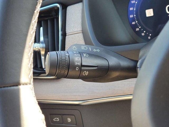 new 2026 Volvo XC90 Plug-In Hybrid car, priced at $84,672