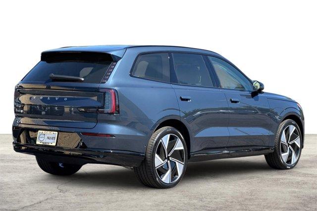 new 2025 Volvo EX90 car, priced at $87,140