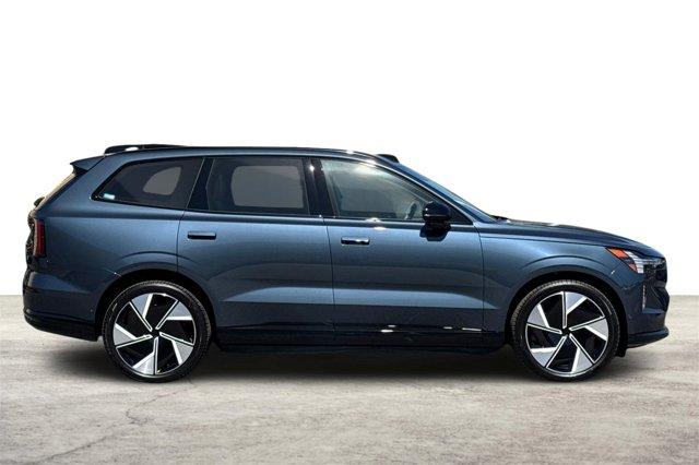 new 2025 Volvo EX90 car, priced at $87,140