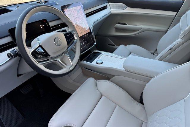 new 2025 Volvo EX90 car, priced at $87,140