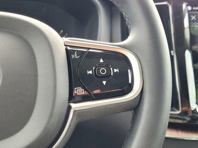used 2023 Volvo XC60 car, priced at $38,500