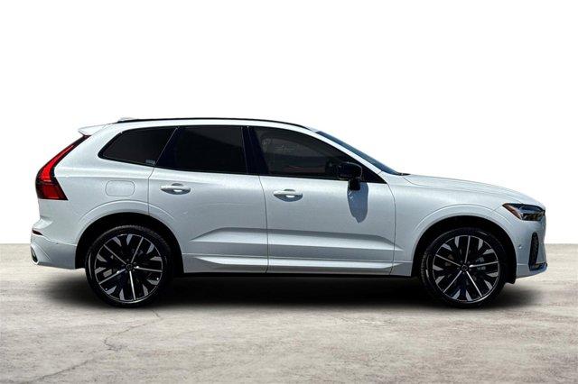 new 2026 Volvo XC60 car, priced at $61,111