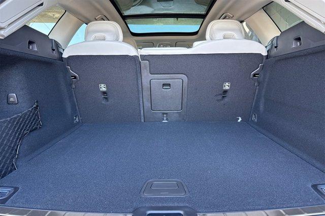 new 2026 Volvo XC60 car, priced at $61,111