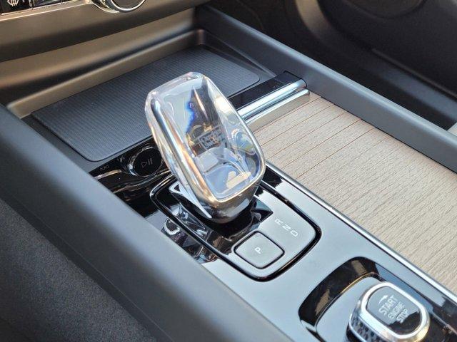 new 2026 Volvo XC60 Plug-In Hybrid car, priced at $66,864