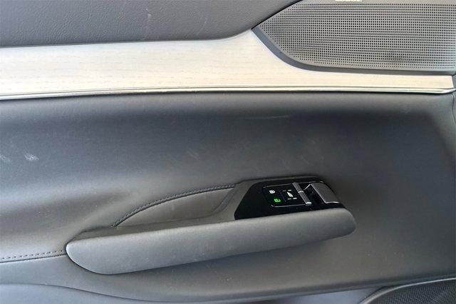 new 2025 Volvo EX90 car, priced at $78,940