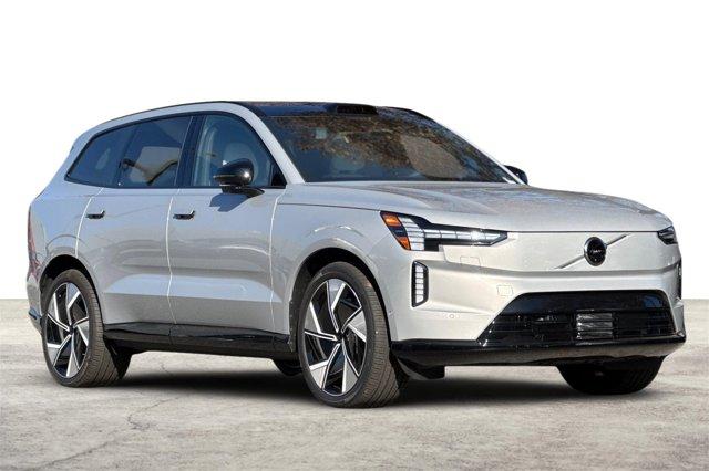 new 2025 Volvo EX90 car, priced at $78,940