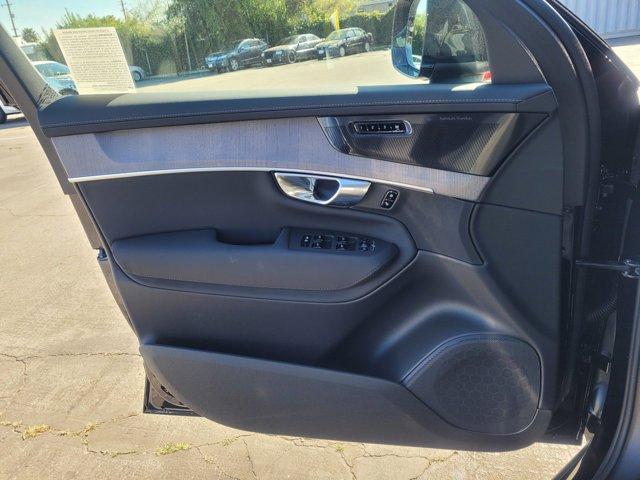 new 2026 Volvo XC90 Plug-In Hybrid car, priced at $83,039